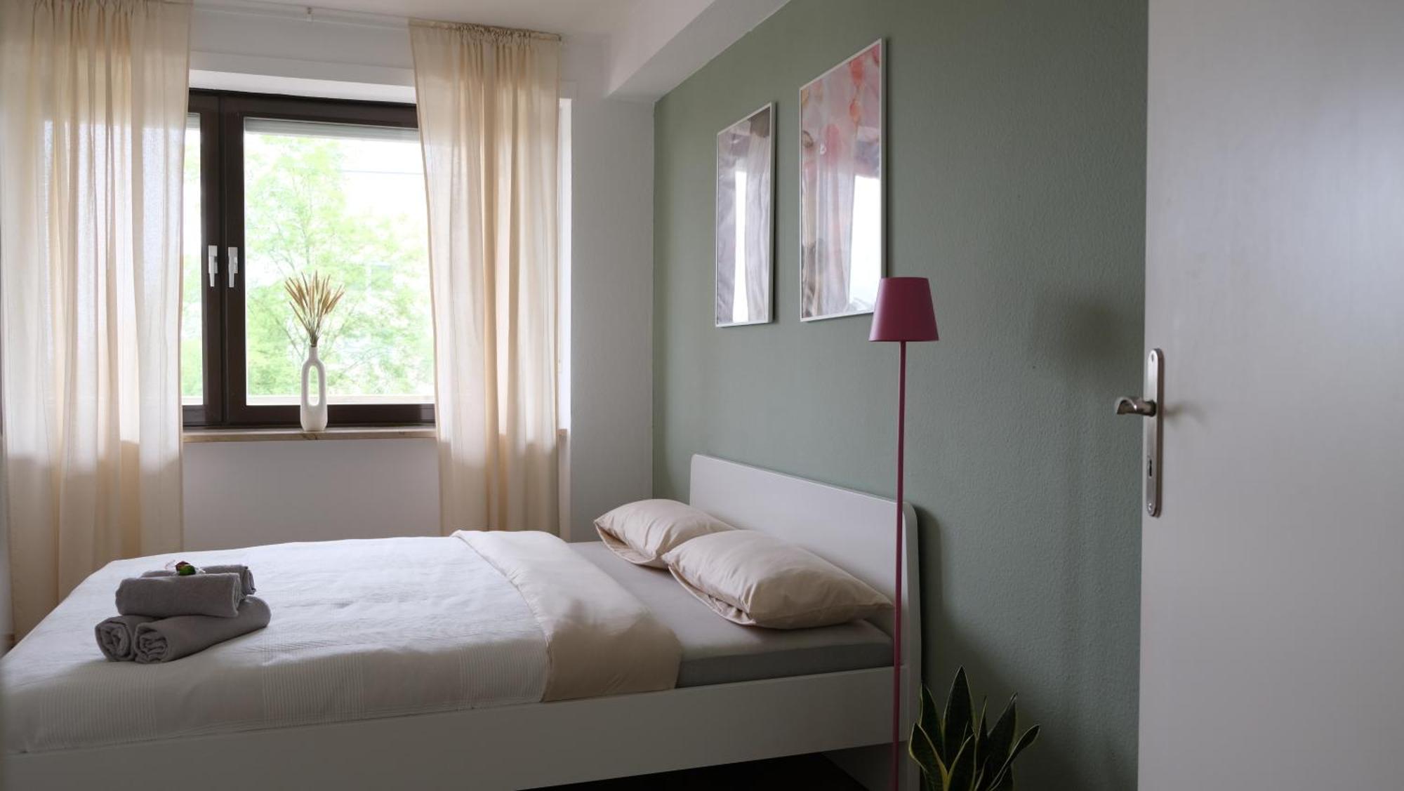Casa Luxe - 120Qm - Zentral - Familienfreundlich - Parkplatz - 5Km Zum Legoland Apartment Gunzburg Bagian luar foto